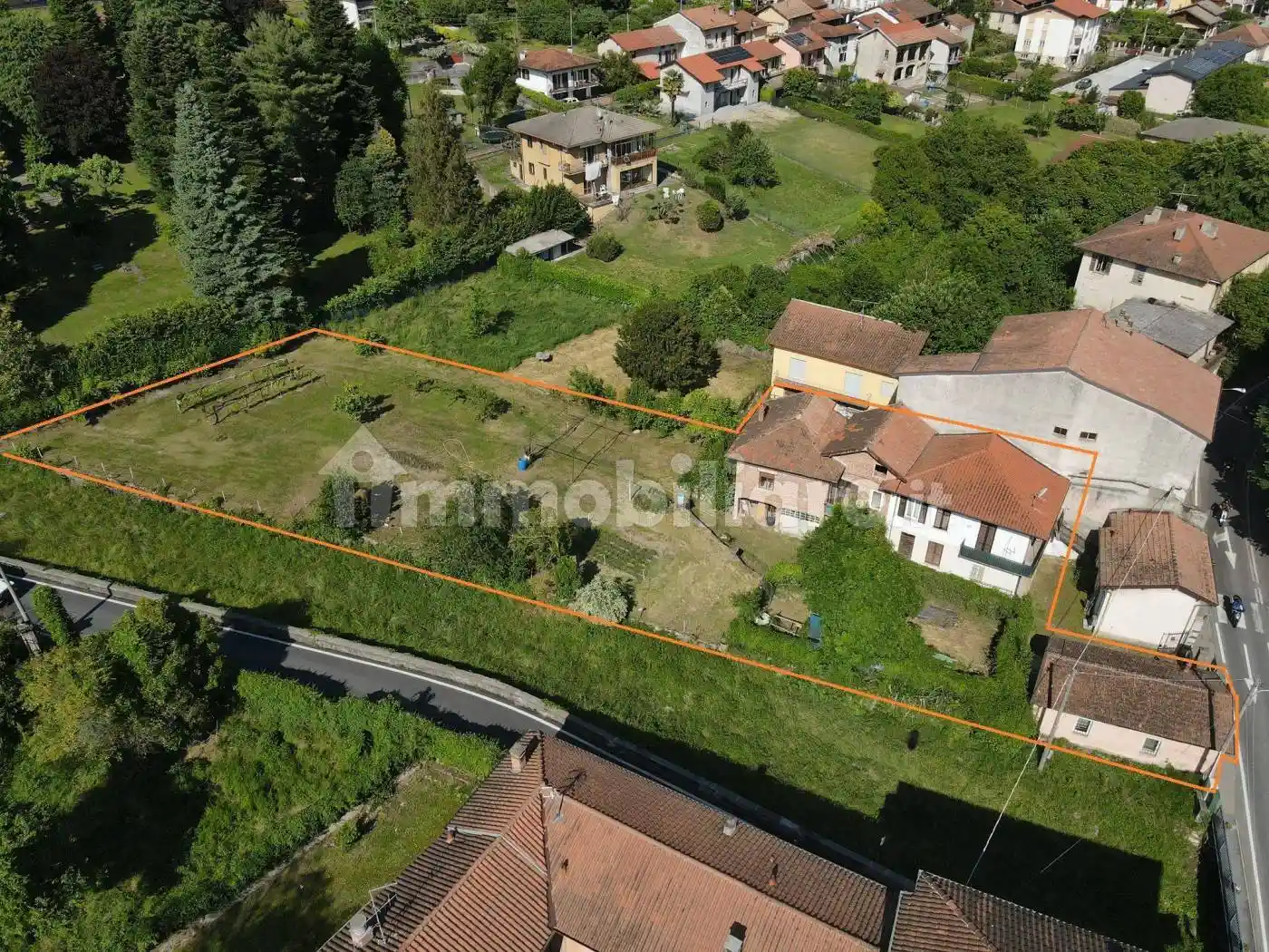 Palazzo - Edificio in vendita a Cittiglio