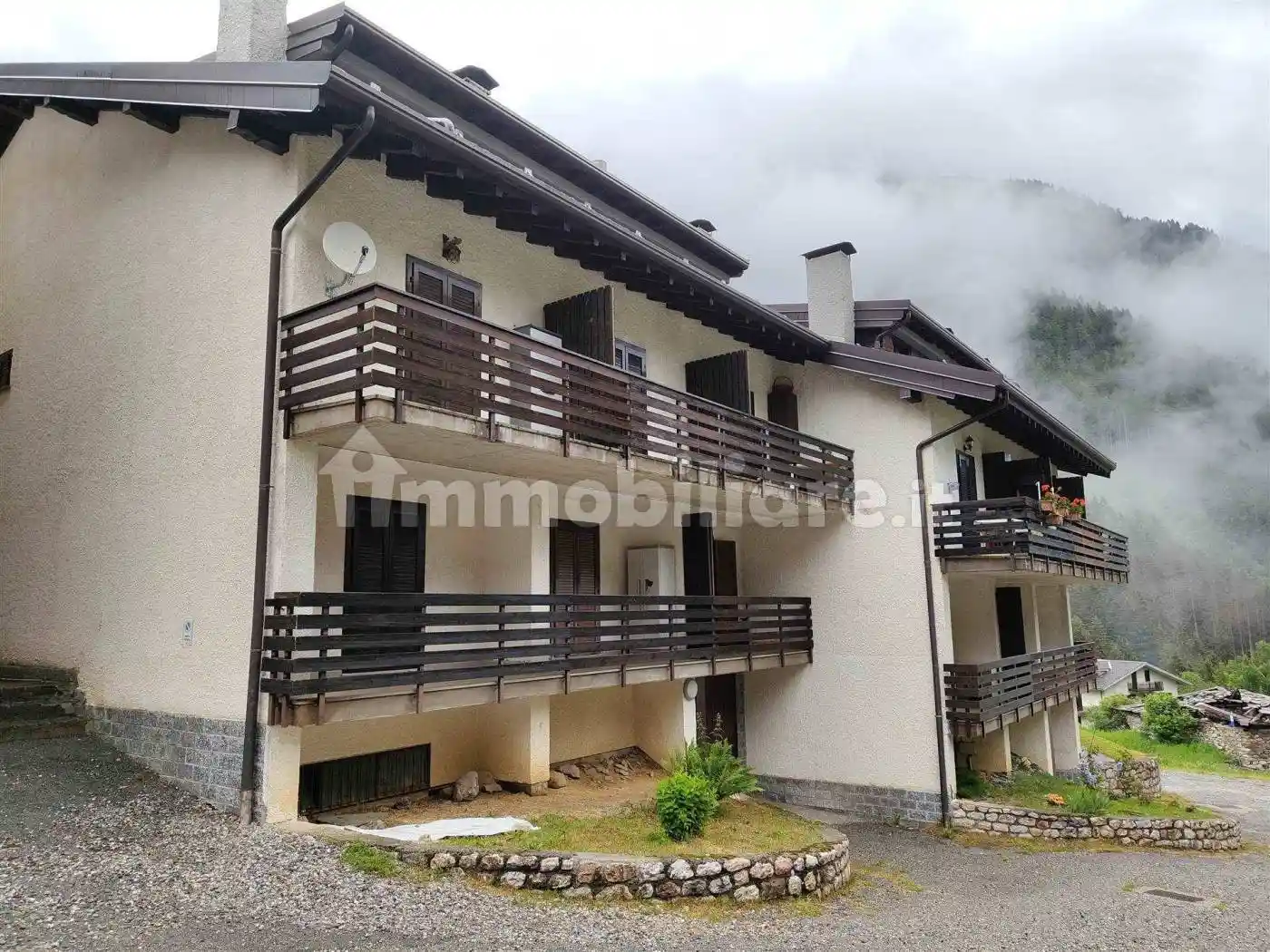 Appartamento in vendita a Valleve