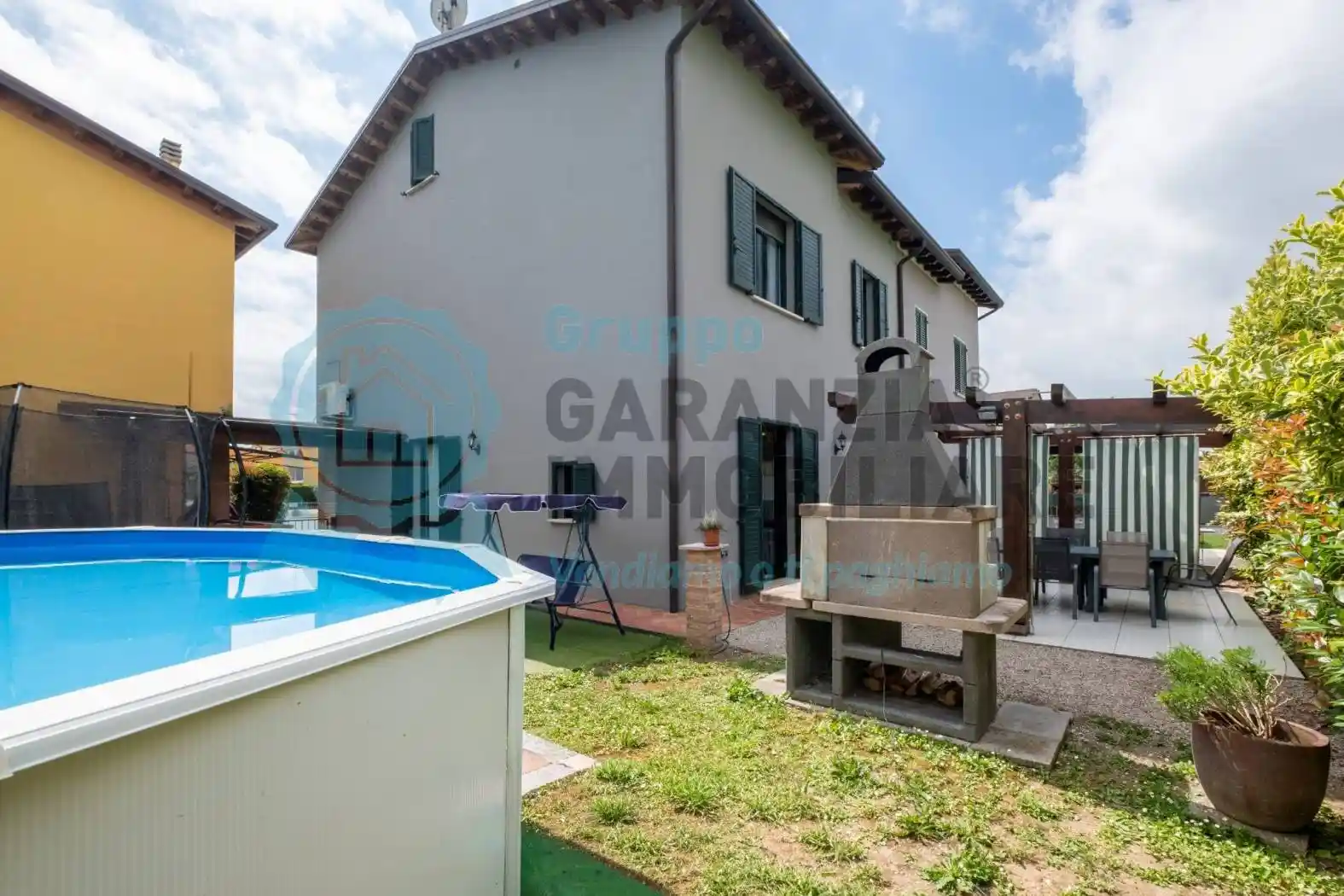 Villa in vendita a Roncoferraro