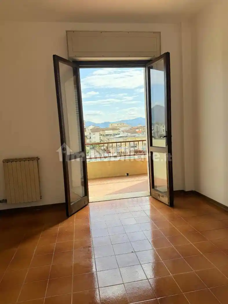Appartamento in vendita a Viareggio