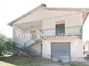 Casa indipendente in vendita a Castiglion Fiorentino