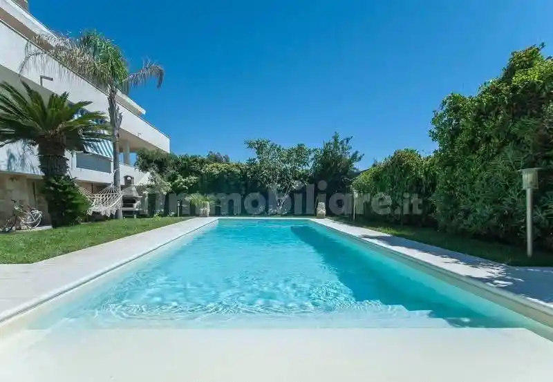 Villa in affitto a Fiumicino