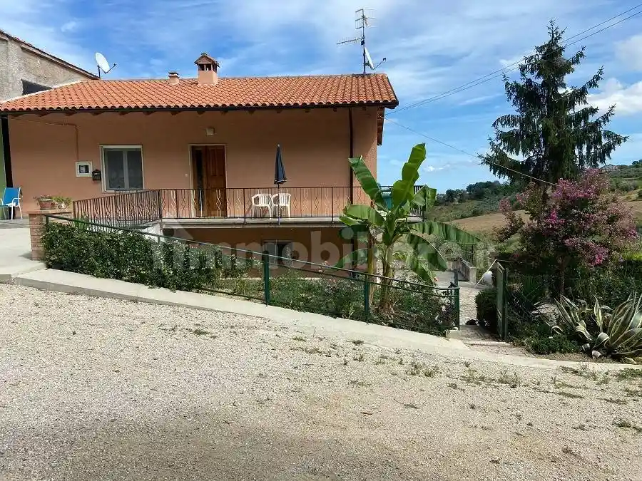 Rustico - Casale in vendita a Cermignano