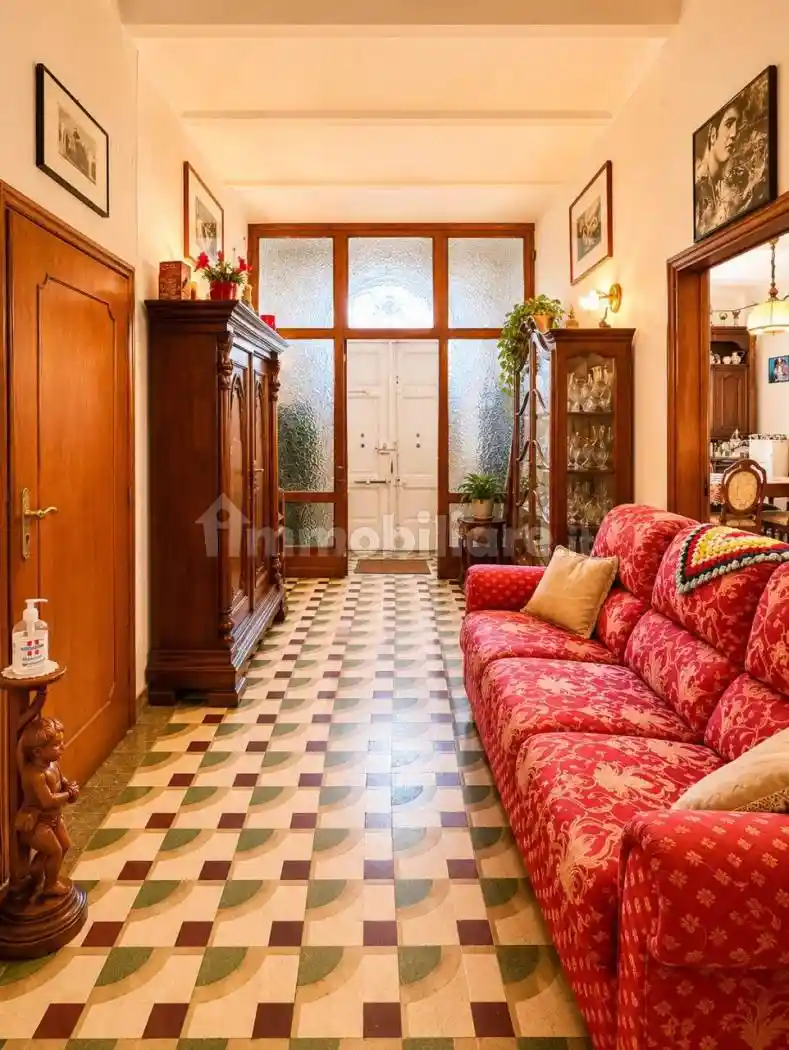 Casa indipendente in vendita a Pistoia