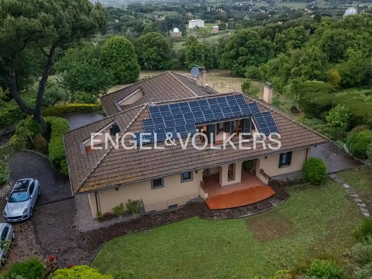 Villa in vendita a Monte Porzio Catone