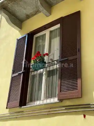 Appartamento in vendita a Carlazzo