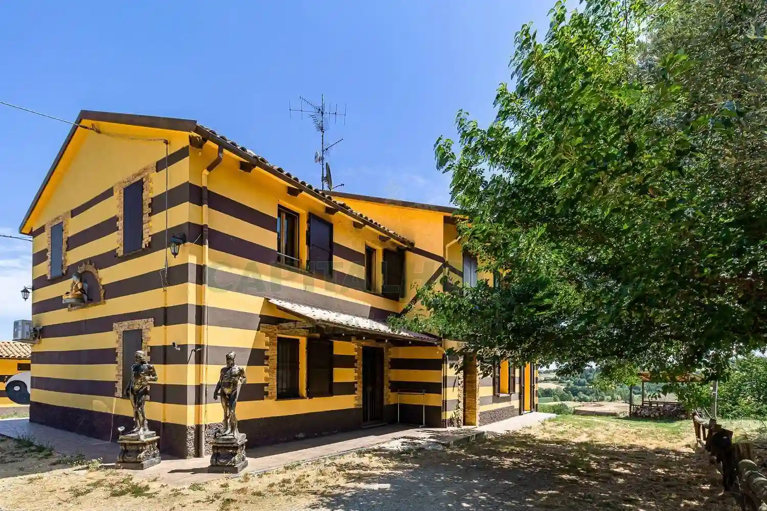 Villa - foto 2