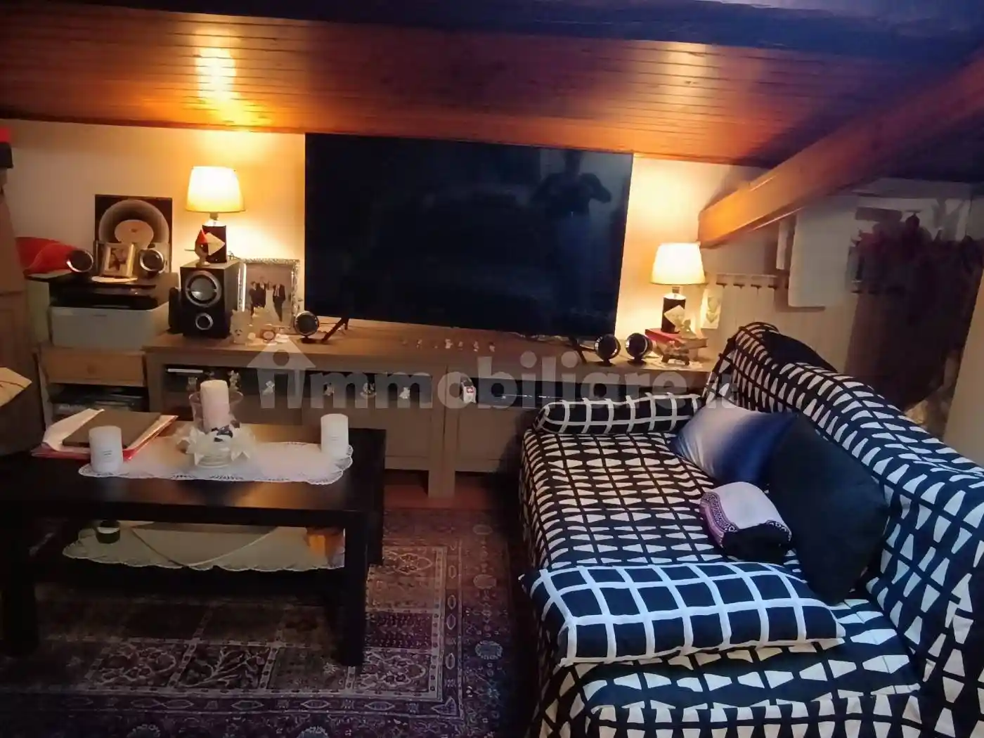 Casa indipendente in vendita a Prato