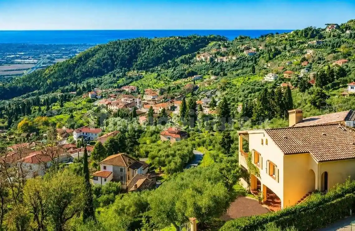 Villa in vendita a Camaiore