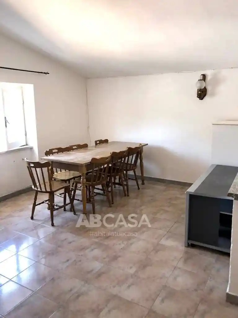 Appartamento in affitto a Velletri