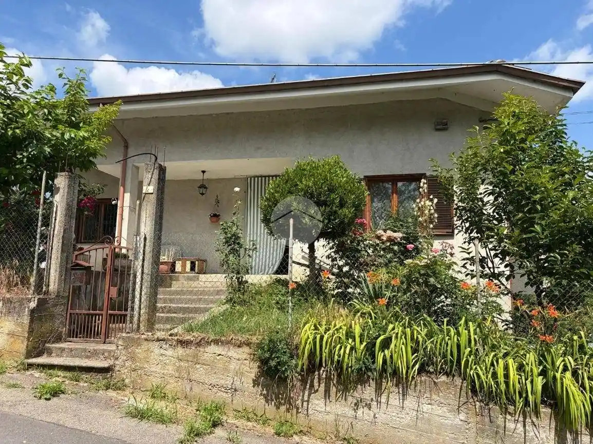 Villa in vendita a Scurzolengo