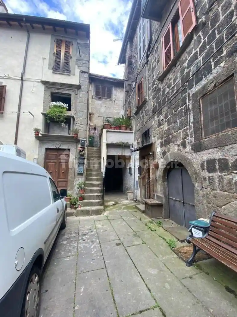 Appartamento in vendita a Viterbo