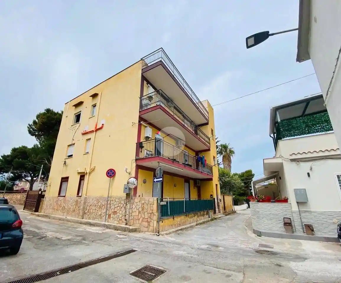 Appartamento in vendita a Isola delle Femmine