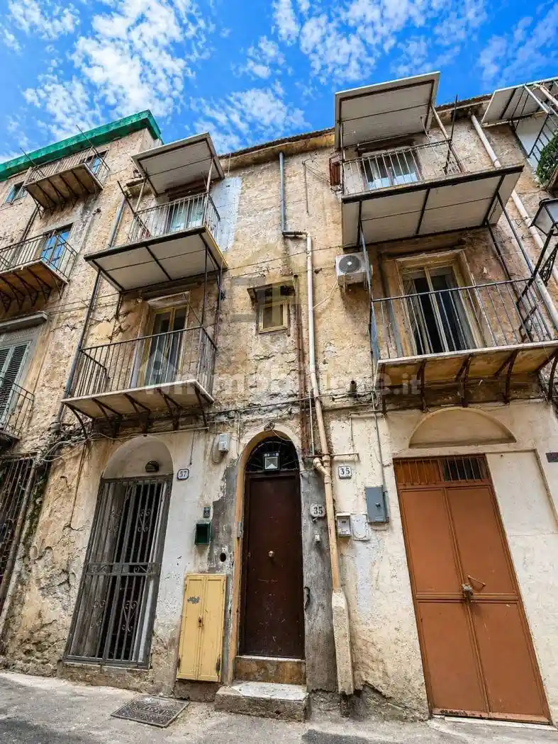 Appartamento in vendita a Palermo