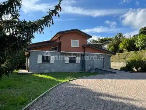 Villa in vendita a Torre di Ruggiero