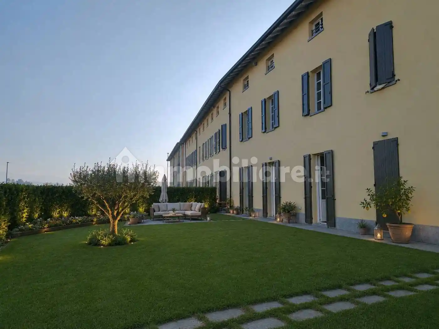 Appartamento in vendita a Montano Lucino