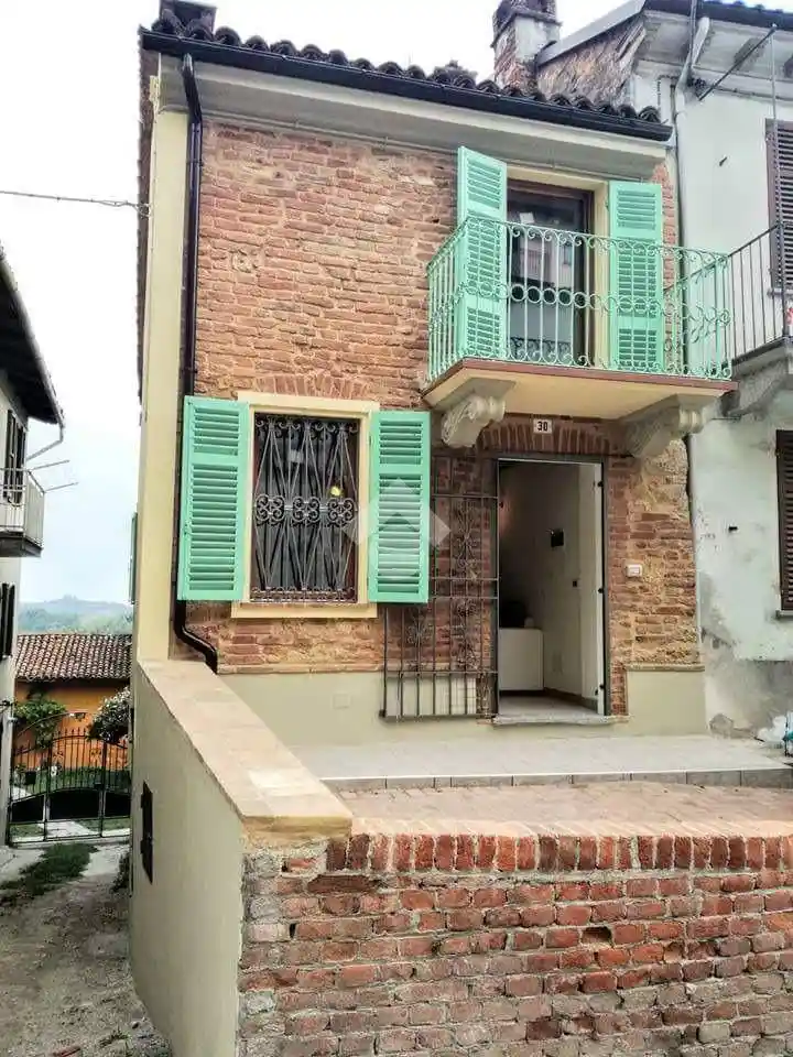 Casa indipendente in affitto a Camagna Monferrato