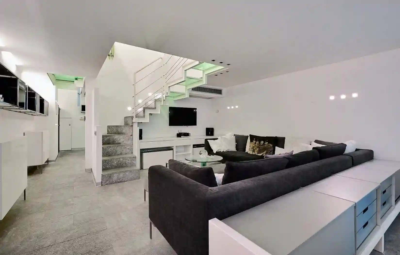Loft - foto 2