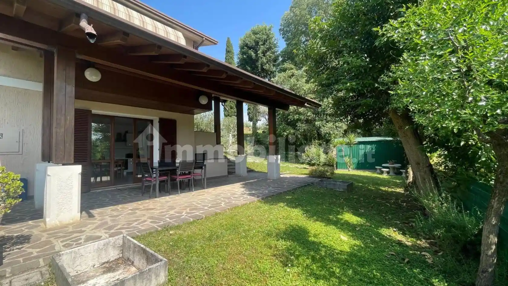 Villa in affitto a San Felice del Benaco