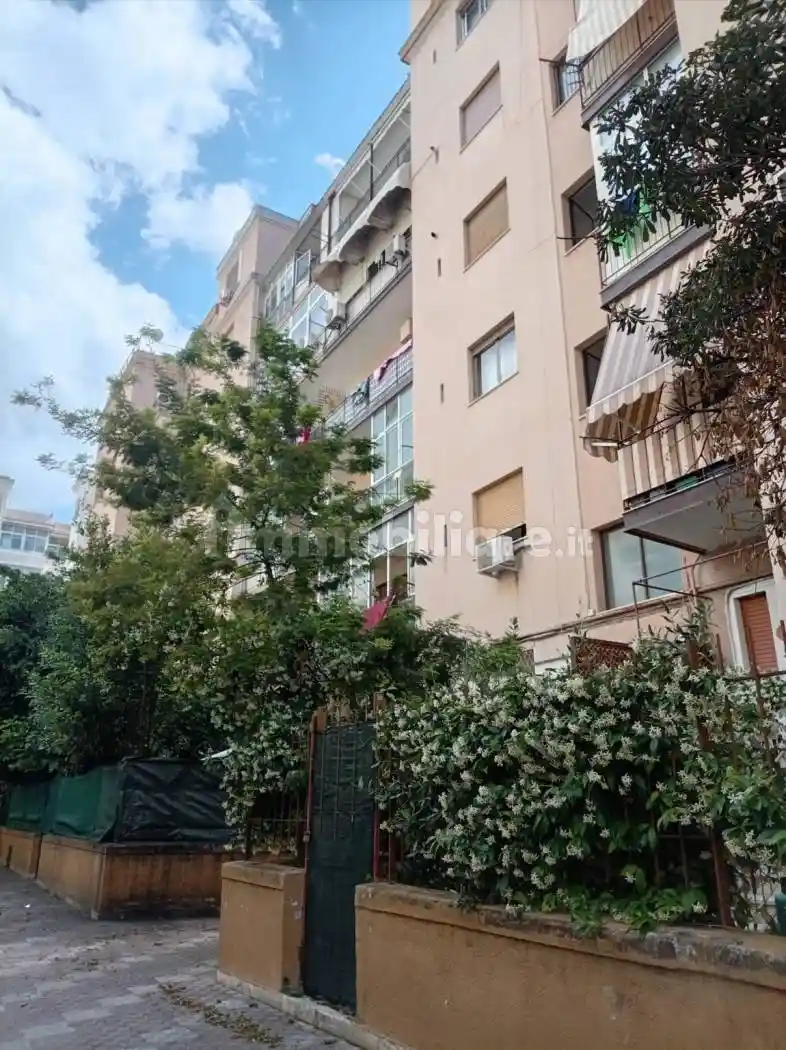 Appartamento in affitto a Palermo