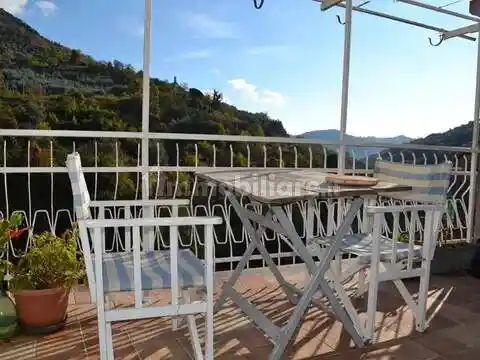 Appartamento in vendita a Ceriana