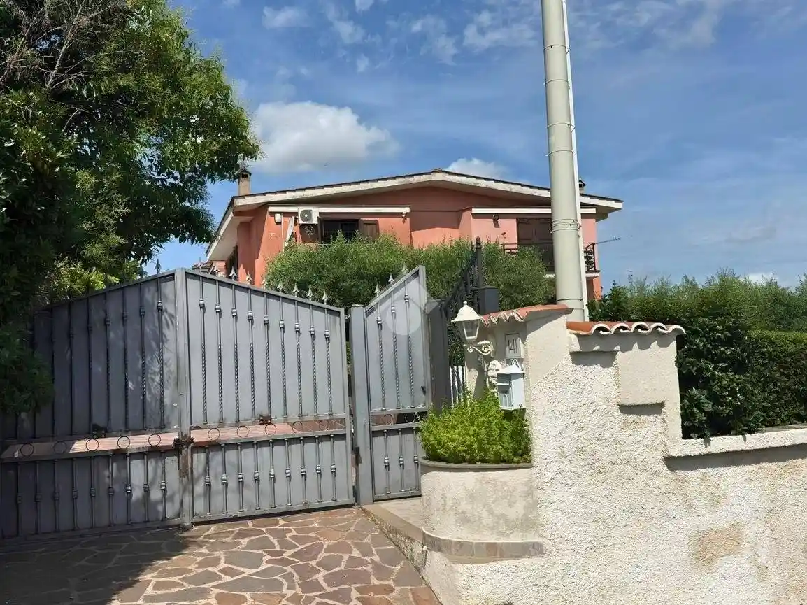 Villa in vendita a Roma