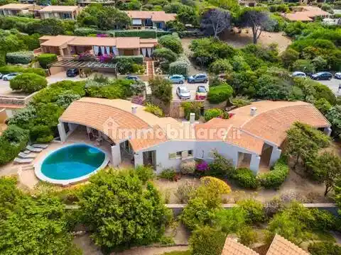 Villa in vendita a Trinità d'Agultu e Vignola