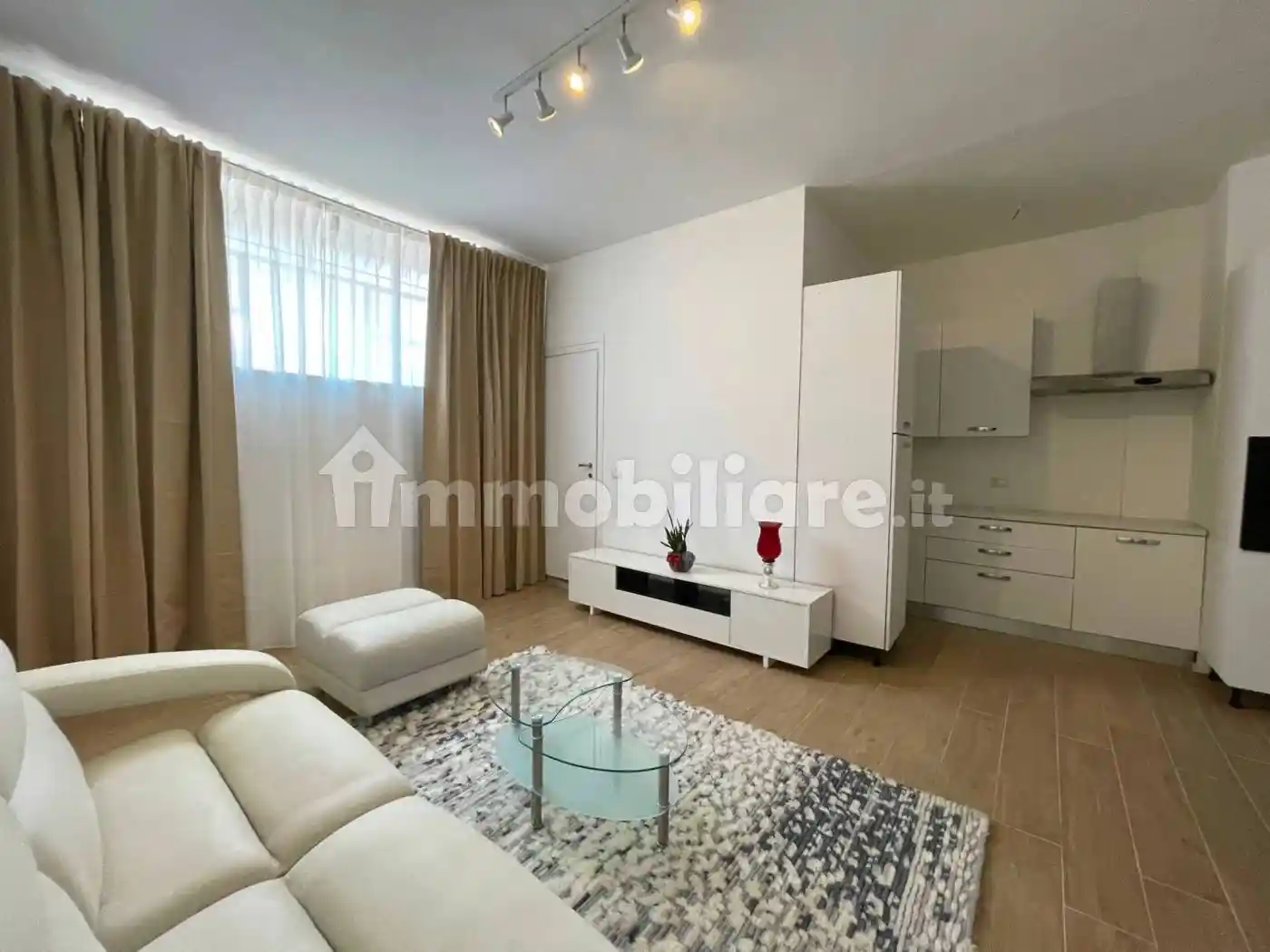 Appartamento in affitto a Varese
