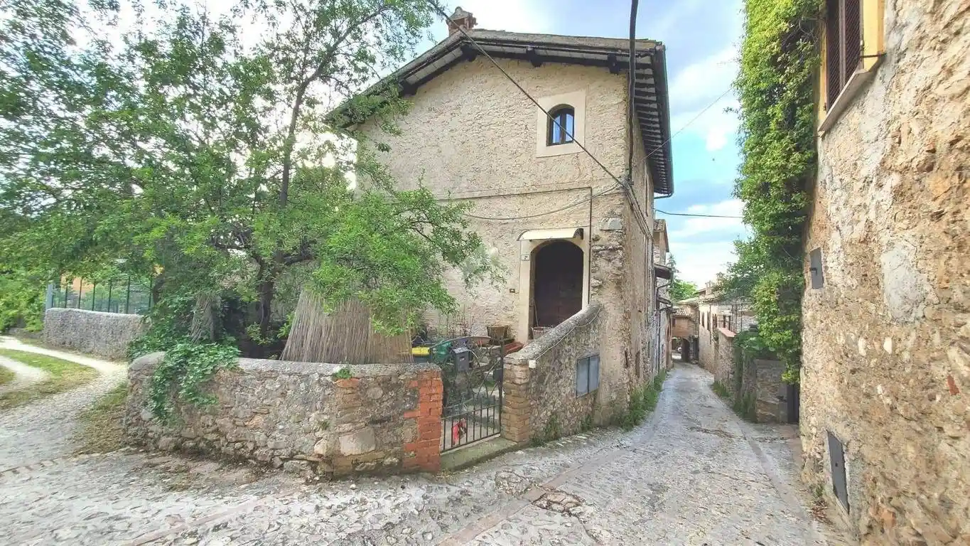 Appartamento in vendita a Spoleto