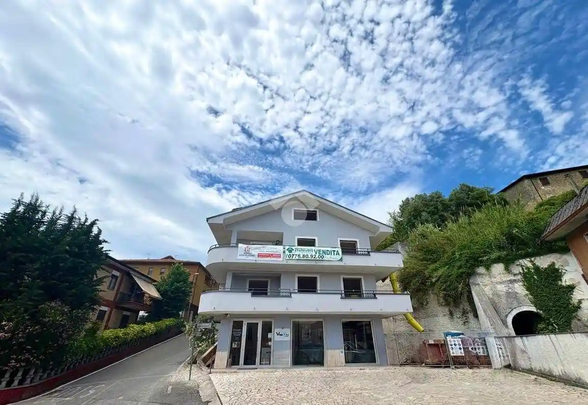 Appartamento in vendita a Castelliri