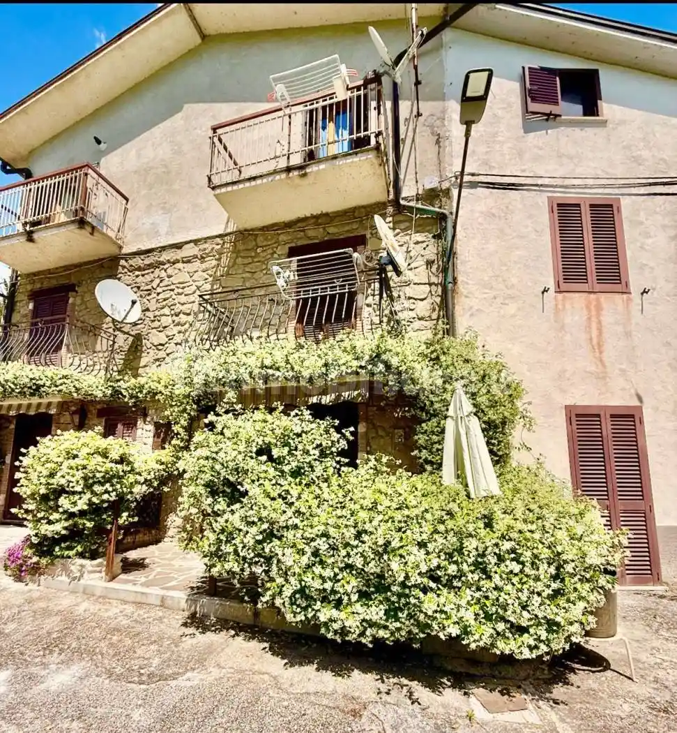 Appartamento in vendita a Petrella Salto