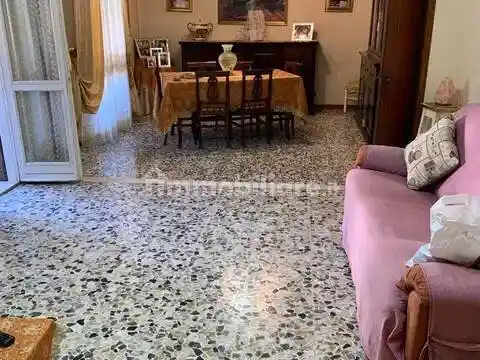 Appartamento in vendita a Reggio Emilia