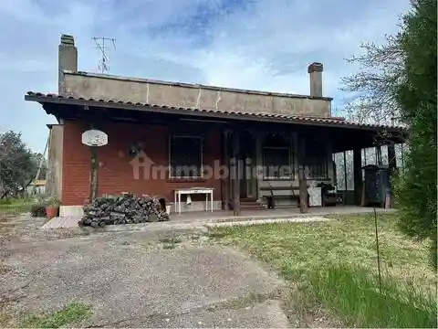 Villa in vendita a Vetralla