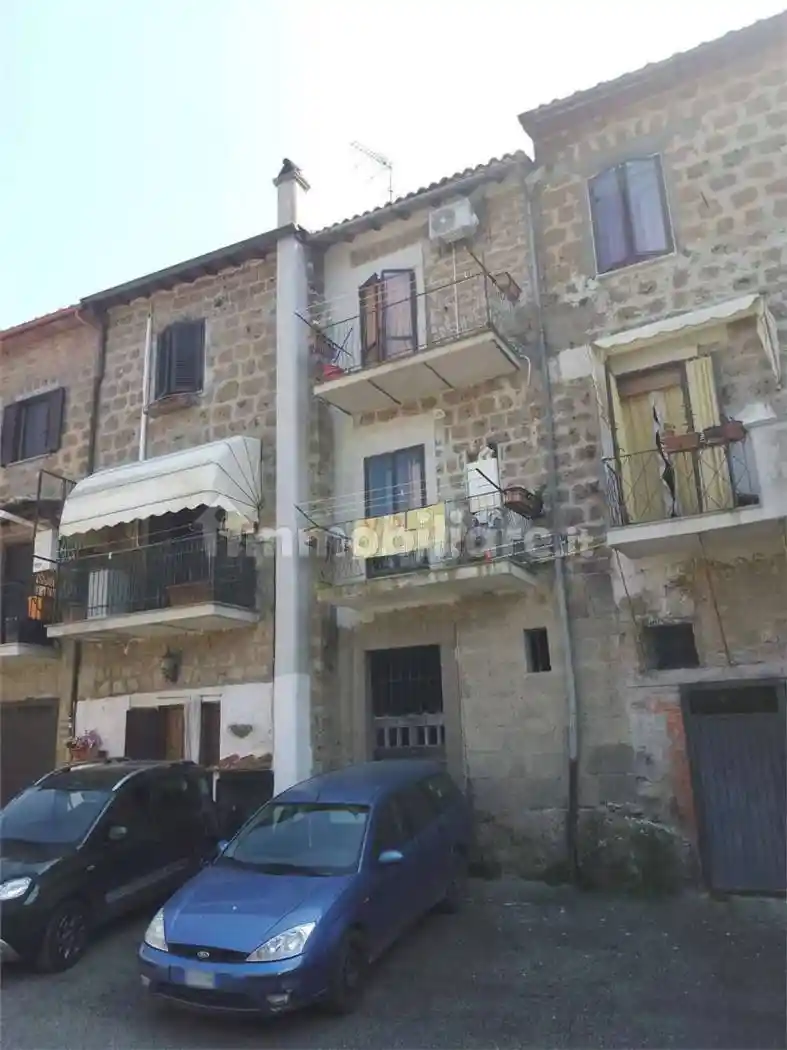 Appartamento in vendita a Barbarano Romano