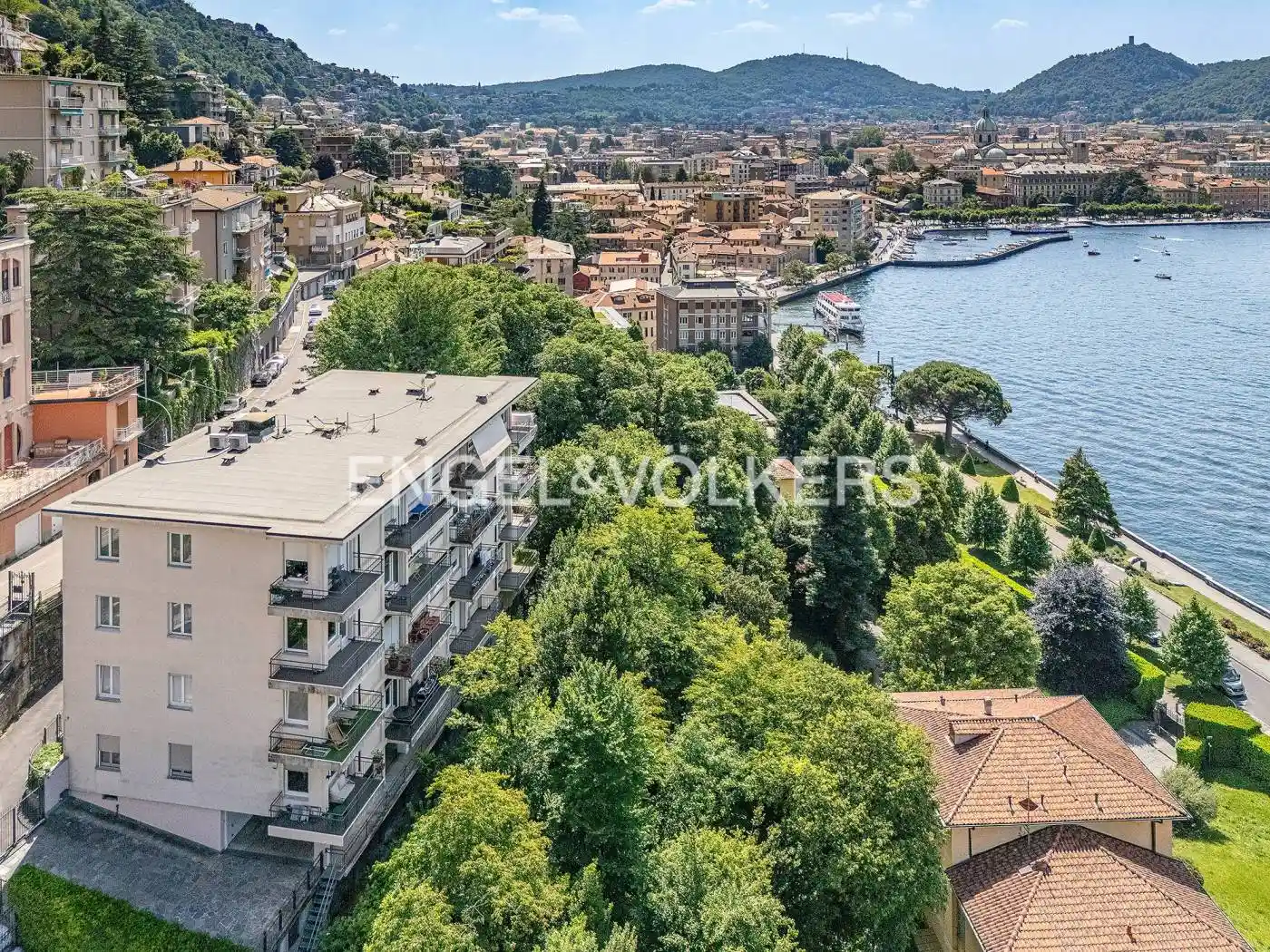 Appartamento in vendita a Como