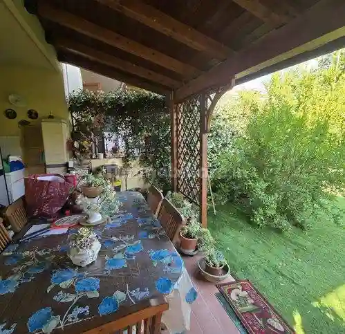 Villetta a schiera - foto 2