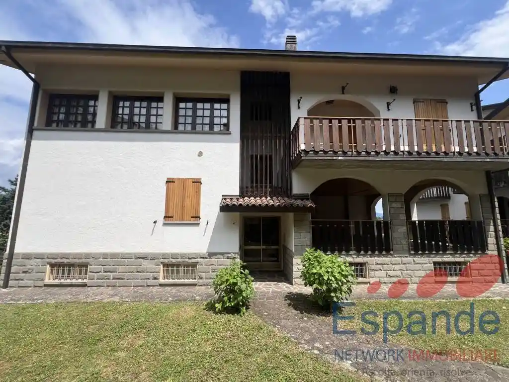 Appartamento in vendita a Lizzano in Belvedere