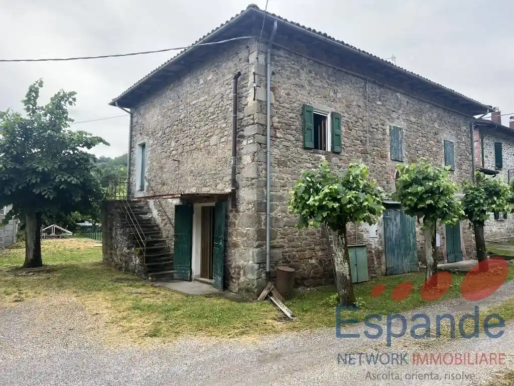 Appartamento in vendita a Lizzano in Belvedere