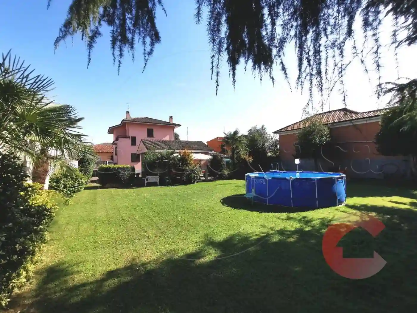 Villa - foto 2