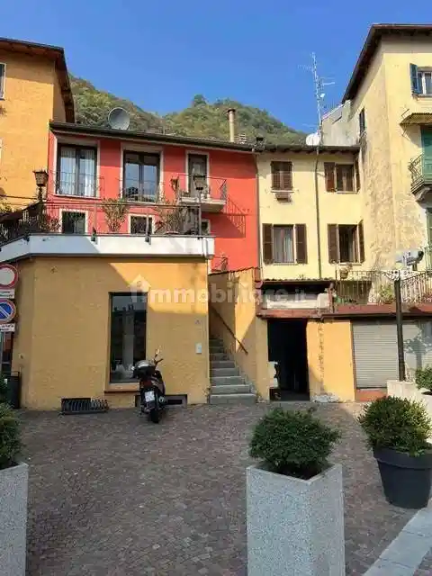 Appartamento in vendita a Porlezza