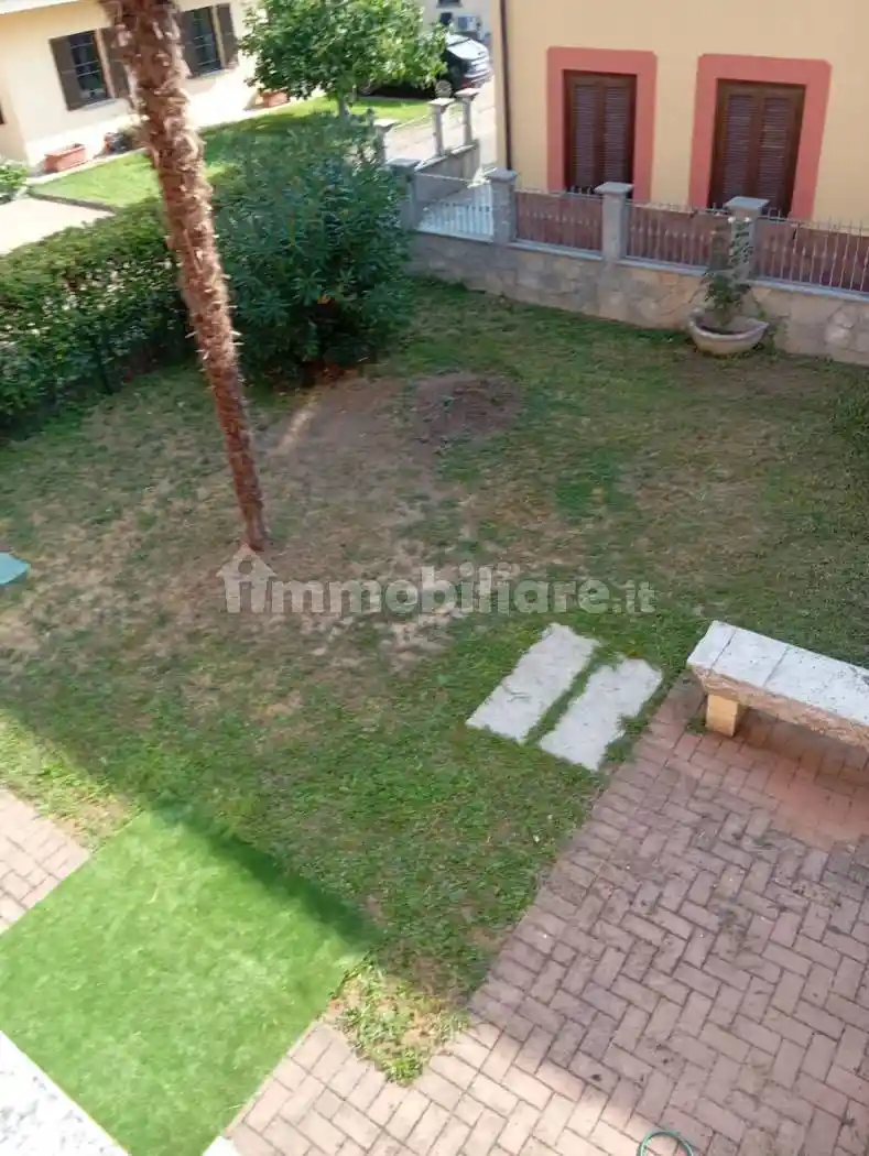 Casa indipendente in vendita a Trecate