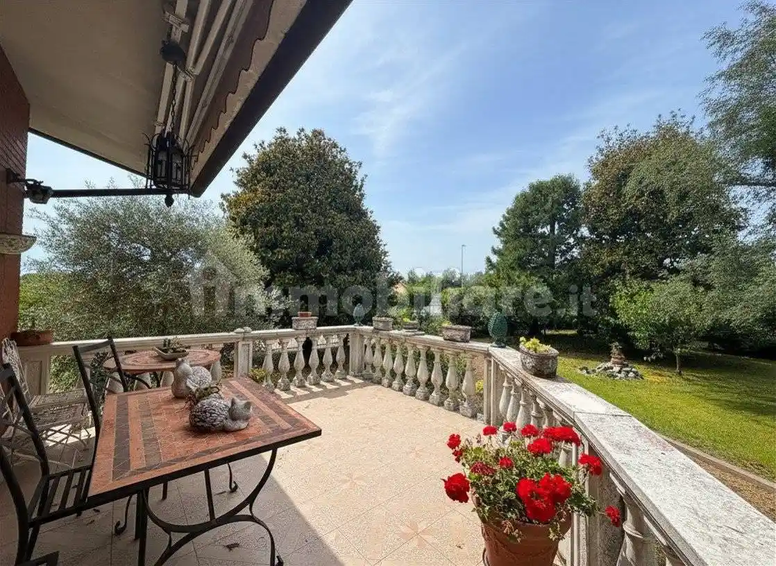 Villa in vendita a Pordenone