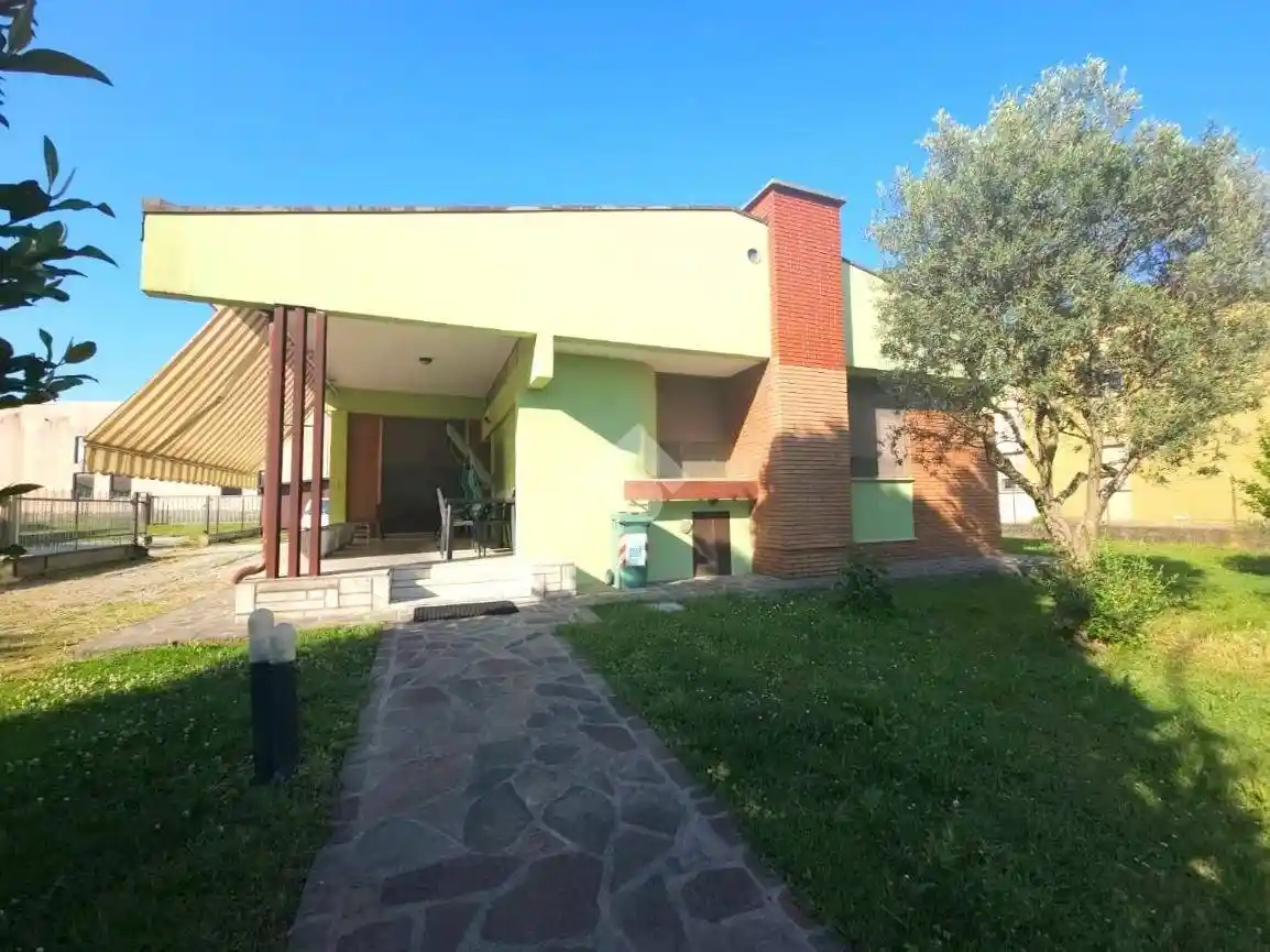 Villa in vendita a Guidizzolo
