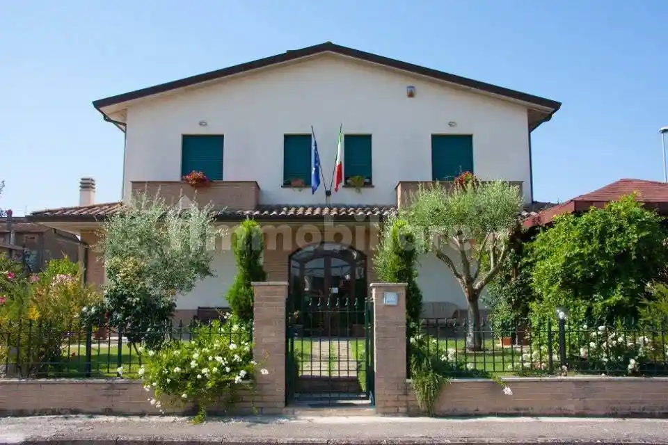 Casa indipendente in vendita a Bastia Umbra