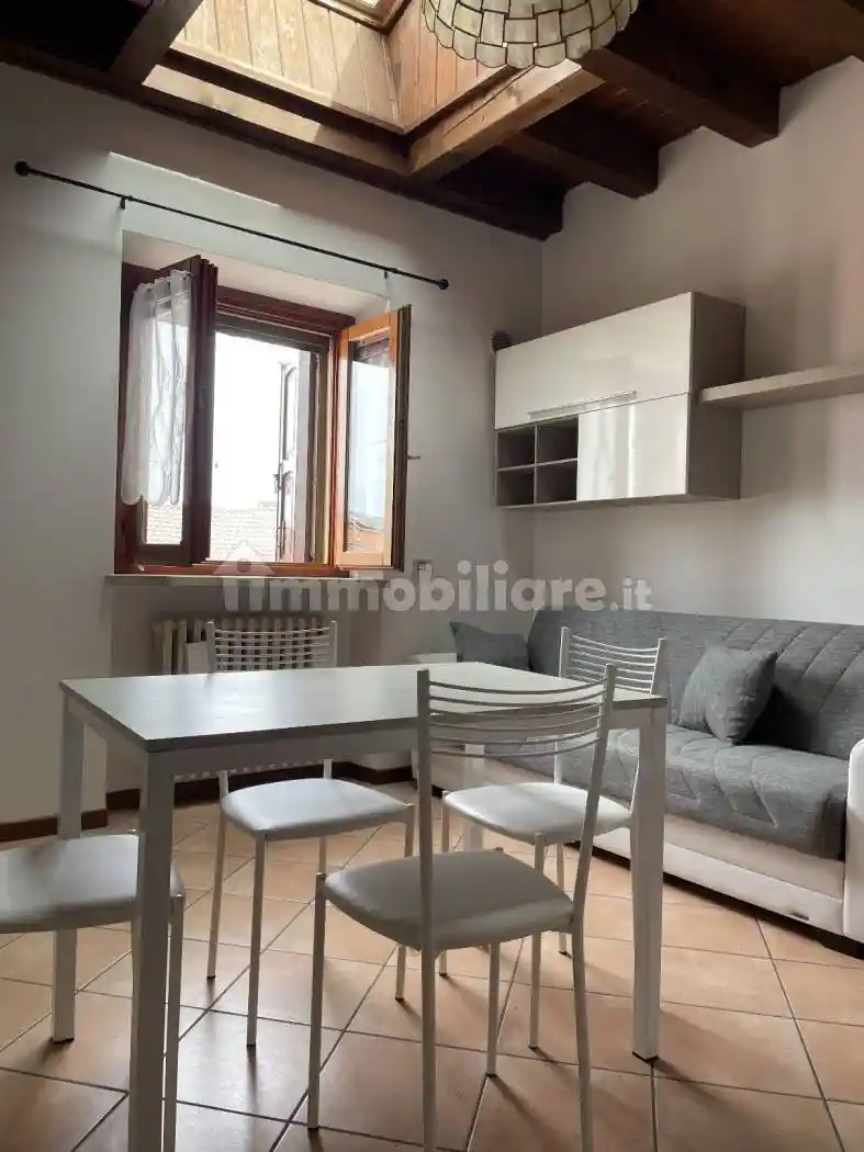 Appartamento in affitto a Zevio