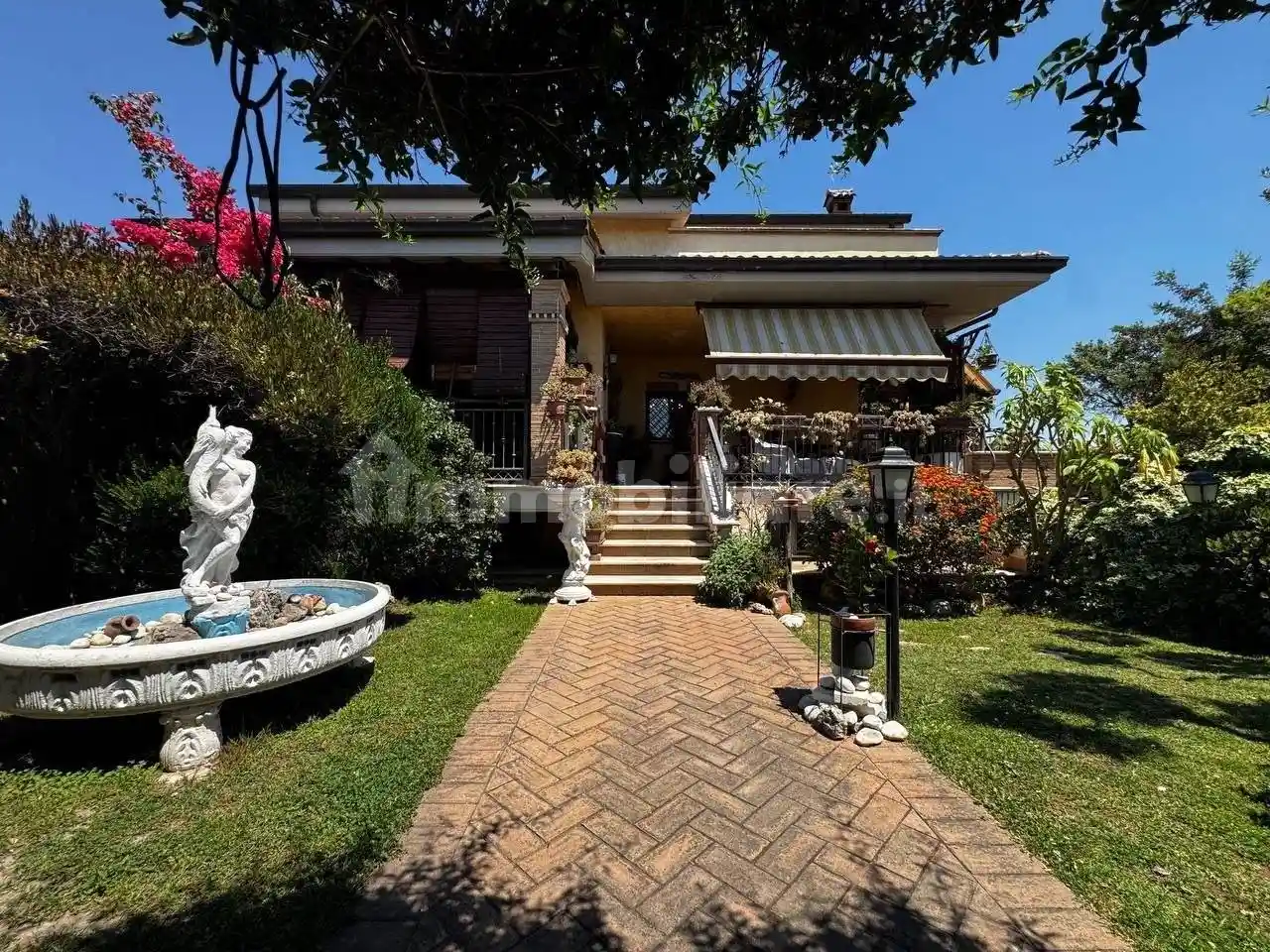 Villa in vendita a Roma