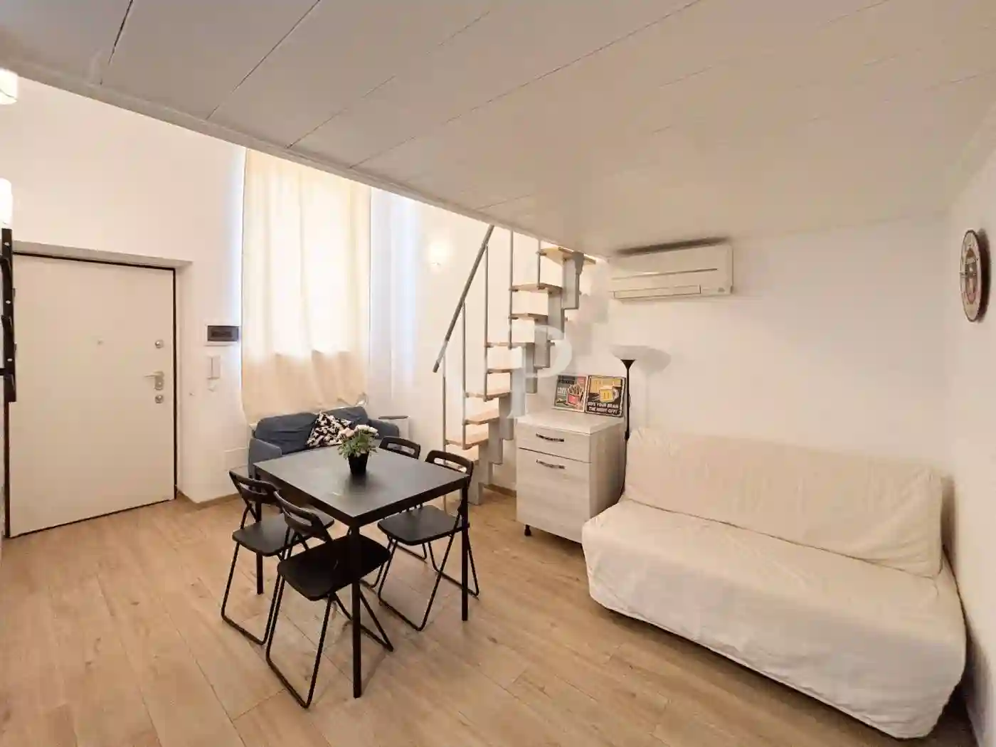 Loft - foto 2
