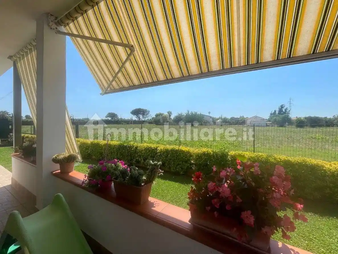 Villa in vendita a Latina