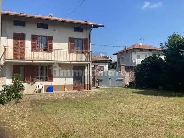 Casa indipendente in vendita a Gaglianico