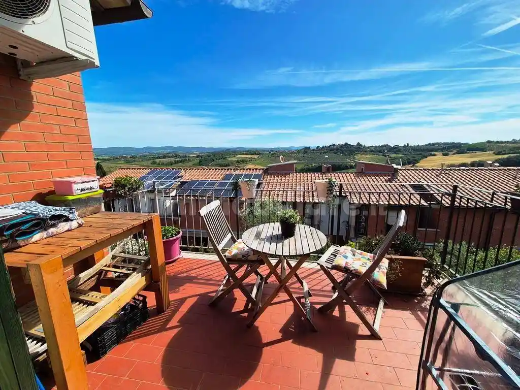 Appartamento in vendita a Monteriggioni
